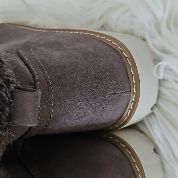 a.n.a Andes Brown Faux fur and Faux Suede Lace Up Rounded Toe Boots - Picture 10 of 14